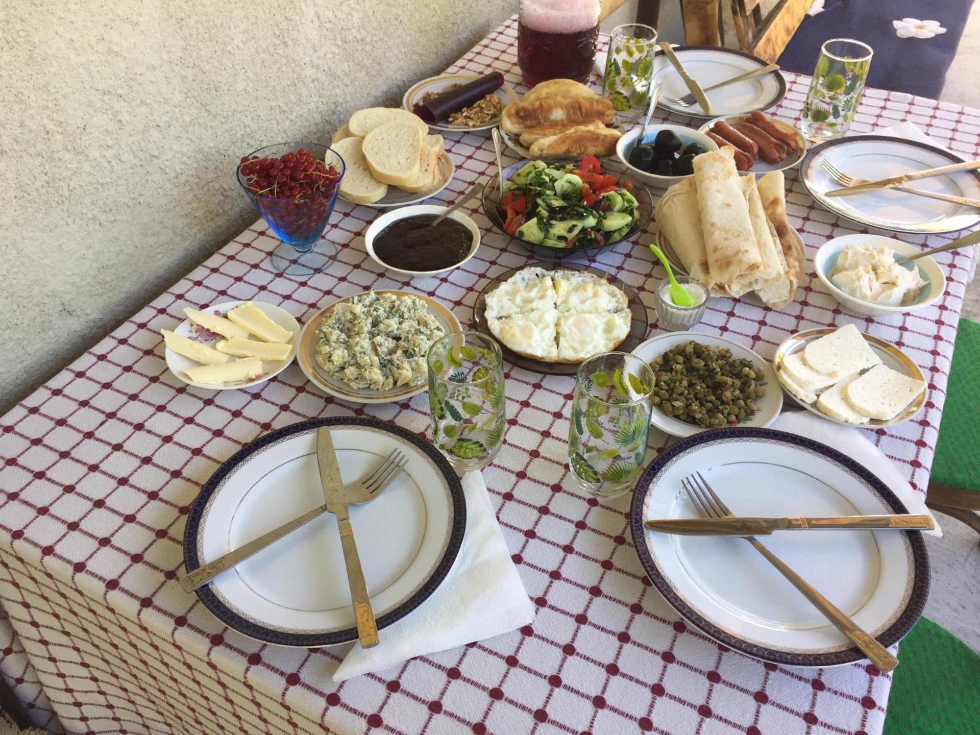 Mesxta Hotel Nakalakevi Szoba fotó